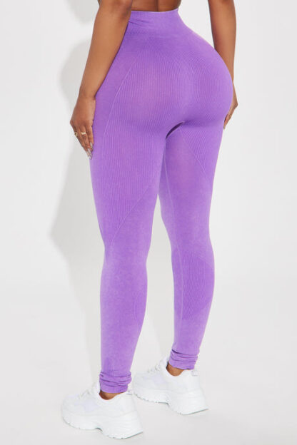 Legging Deportivo de Cintura Alta con Detalles en Relieve - Image 9