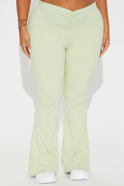 Pantalón Activo de Tiro Medio y Pata Ancha - Image 10