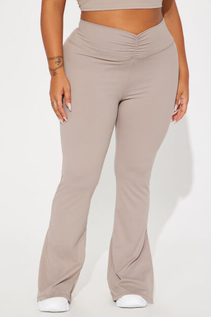 Pantalón Activo de Tiro Medio y Pata Ancha - Image 18